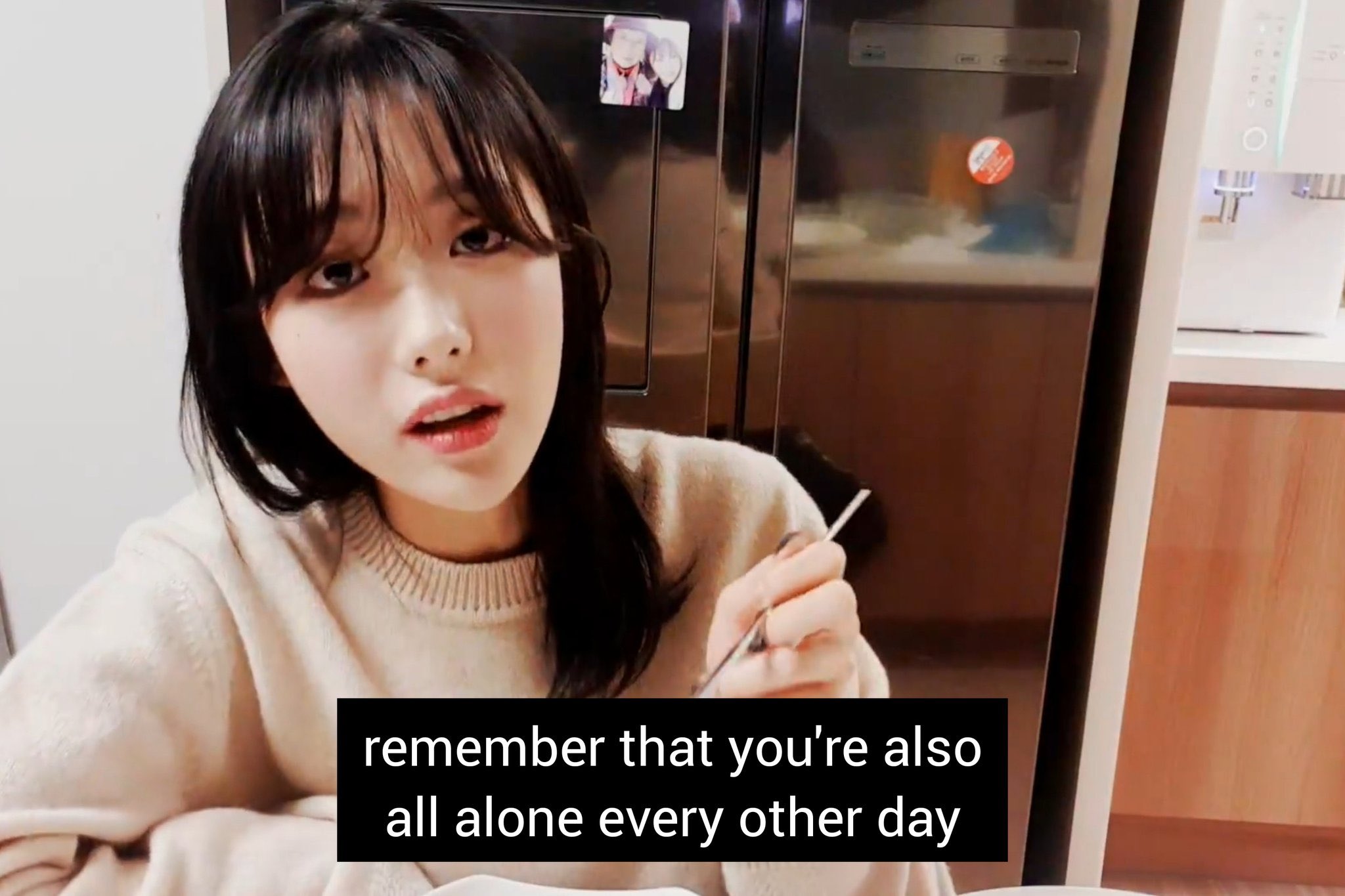 GGQ6l10XUAIOnNC?format=jpg&name=large