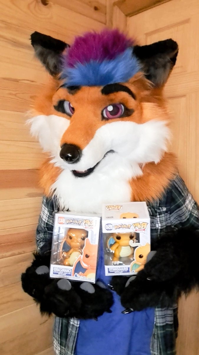 Falona_Fox tweet media