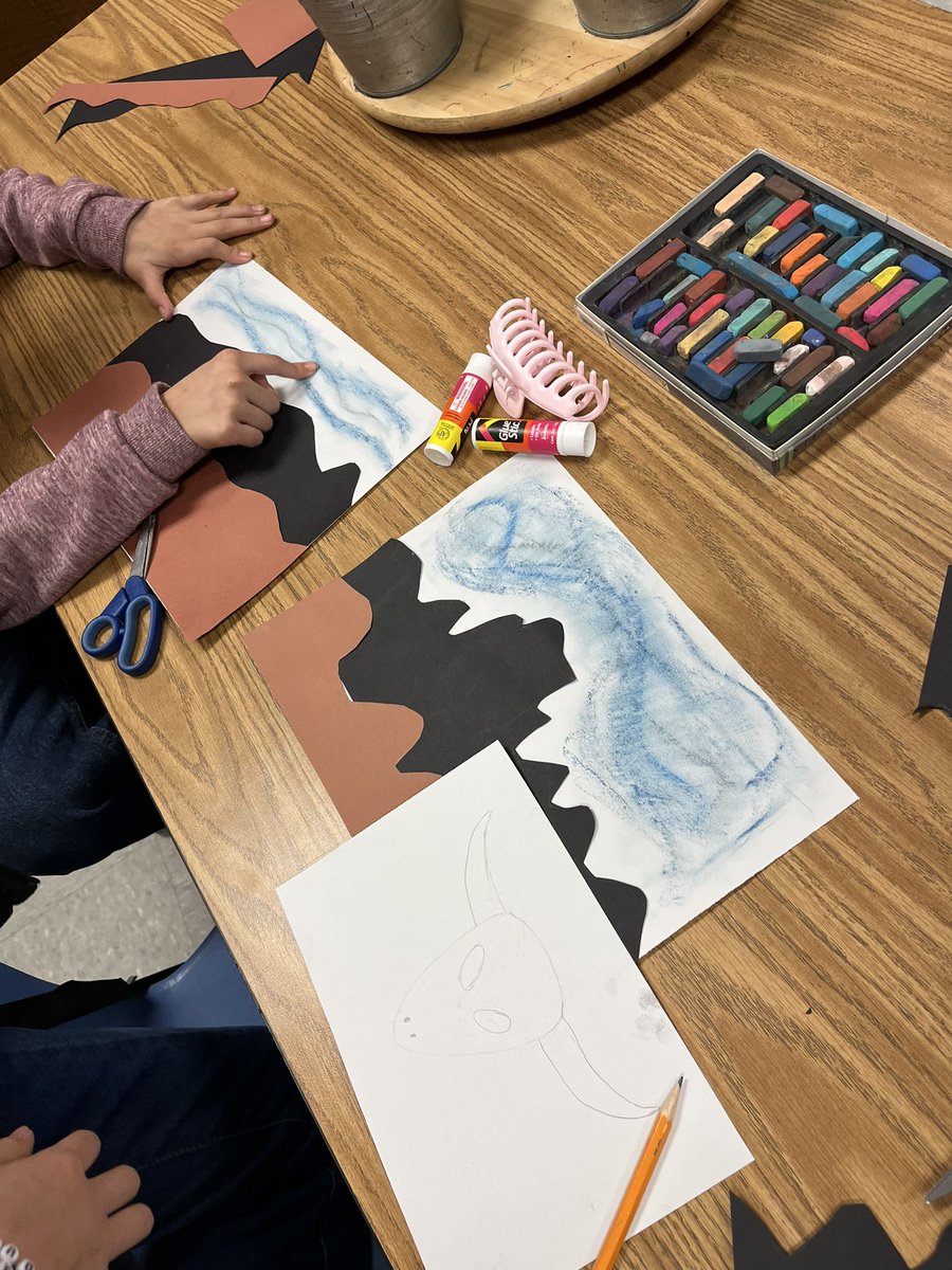#4thgrade #georgiaokeeffe inspired Ram’ head <a href="/MISD_Fine_Arts/">MISD Fine Arts</a> <a href="/ErikaEchegaray/">Erika Echegaray</a> <a href="/FinchFalcons/">Finch Elementary</a>