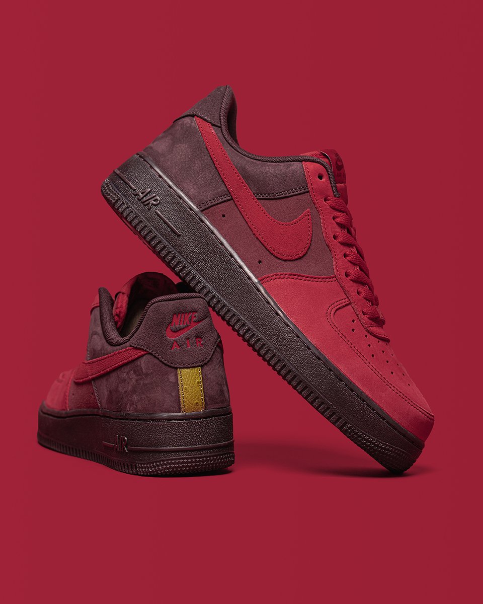 snipes_usa's tweet photo. Sole searchin' 👀

Check out this new Air Force 1 "Layers of Love." Visit https://t.co/riqUrdiqfN to shop now! 

#snipesusa #snipesknows #gotitfromsnipes https://t.co/Sspd86m58j