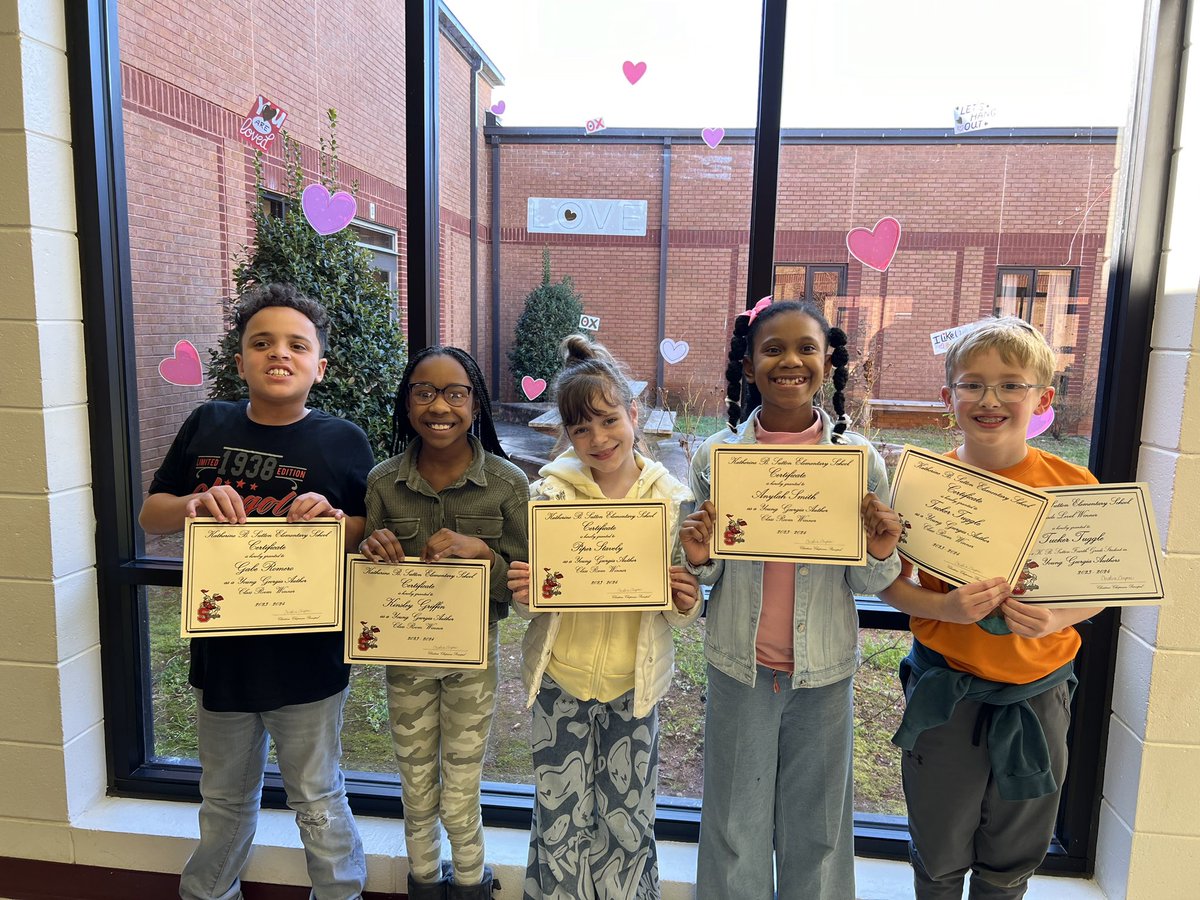 MsMarks_HES's tweet photo. We are so proud of Gabe for being selected as the classroom winner for Young Georgia Author! 🤩💙👏🏻 https://t.co/ExF2Y88bF0