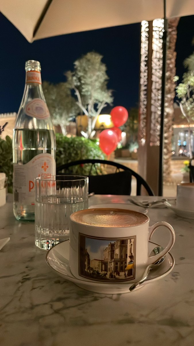 alm3adeed_'s tweet photo. سم القاء صـدفه وانا
 اسـميـه  مـيعـاد 

انا انتظرتـك وانت مريت 
  صـدفـه https://t.co/VXOfUUckR4