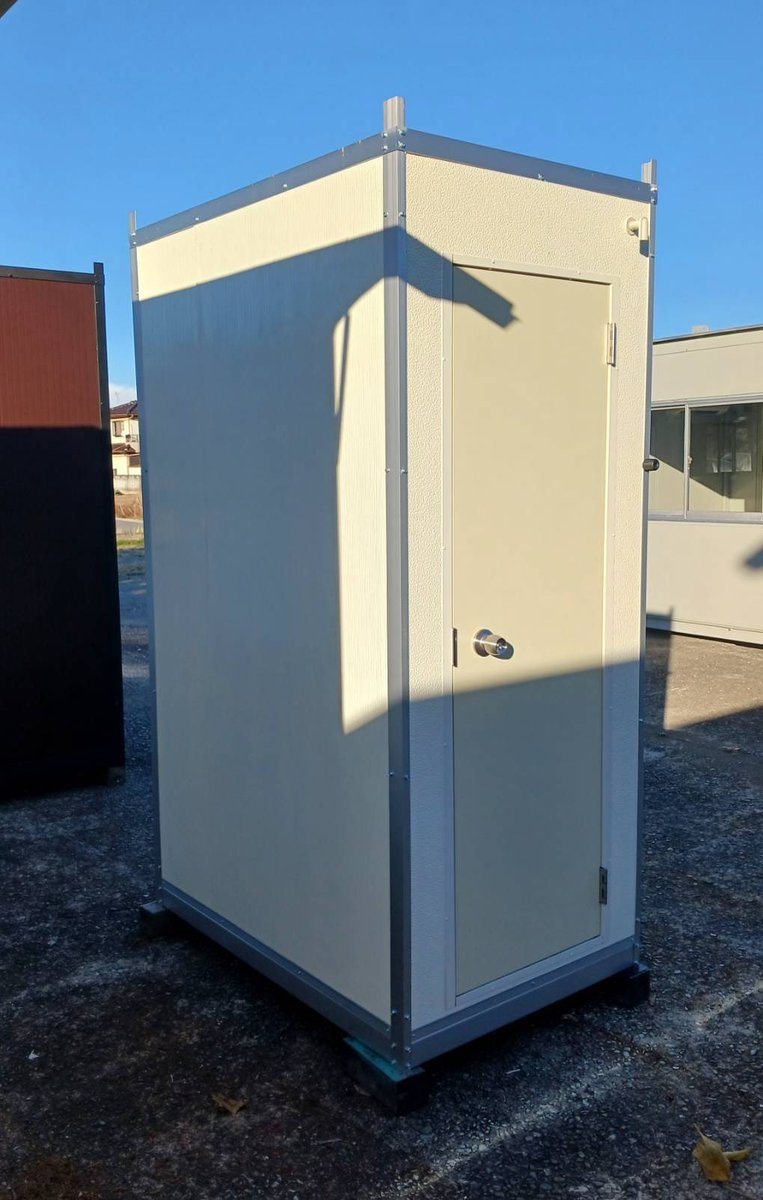 adclavis's tweet photo. 水洗トイレシャワー便座付き
お求めは、クアリス楽天市場まで https://t.co/U1JsgCgzd4