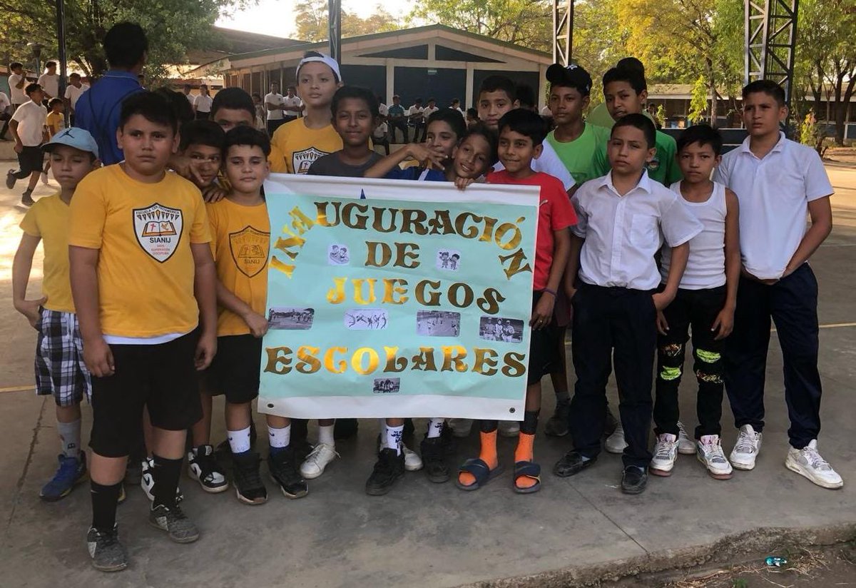 Con el objetivo de continuar promoviendo la práctica del deporte mediante un Rally Ciclístico se realizó Lanzamiento municipal de los Juegos Escolares 2024 en la Ciudad de Nagarote, donde niños y niñas de los centros de estudios participaron.