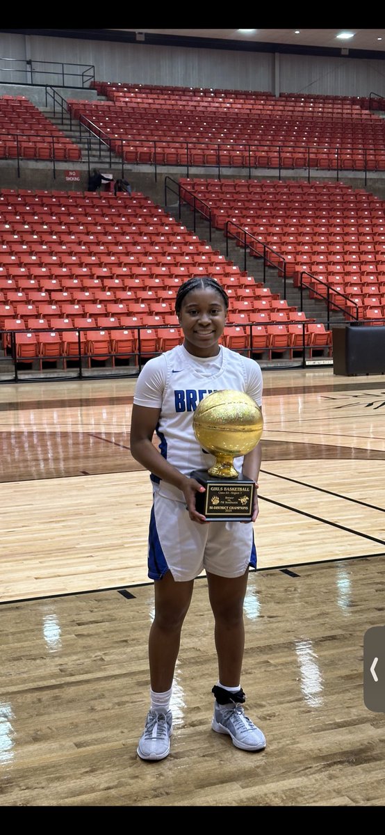 Round one in the books! 📚