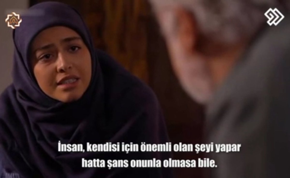 insandevamederr's tweet photo. Leyla'ya hayran oluyorum galiba beni kendime getiriyor #pedar https://t.co/dltzodZaqb
