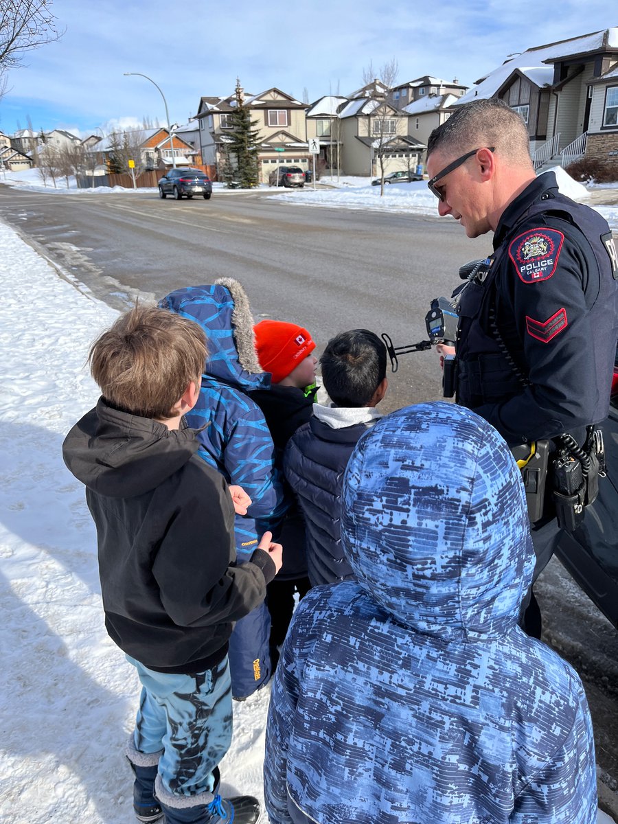 Grade 1’s learning about how to keep our roads safe with @calgarypolice and engaging in the design thinking process to ideate about how to slow down traffic in front of the school