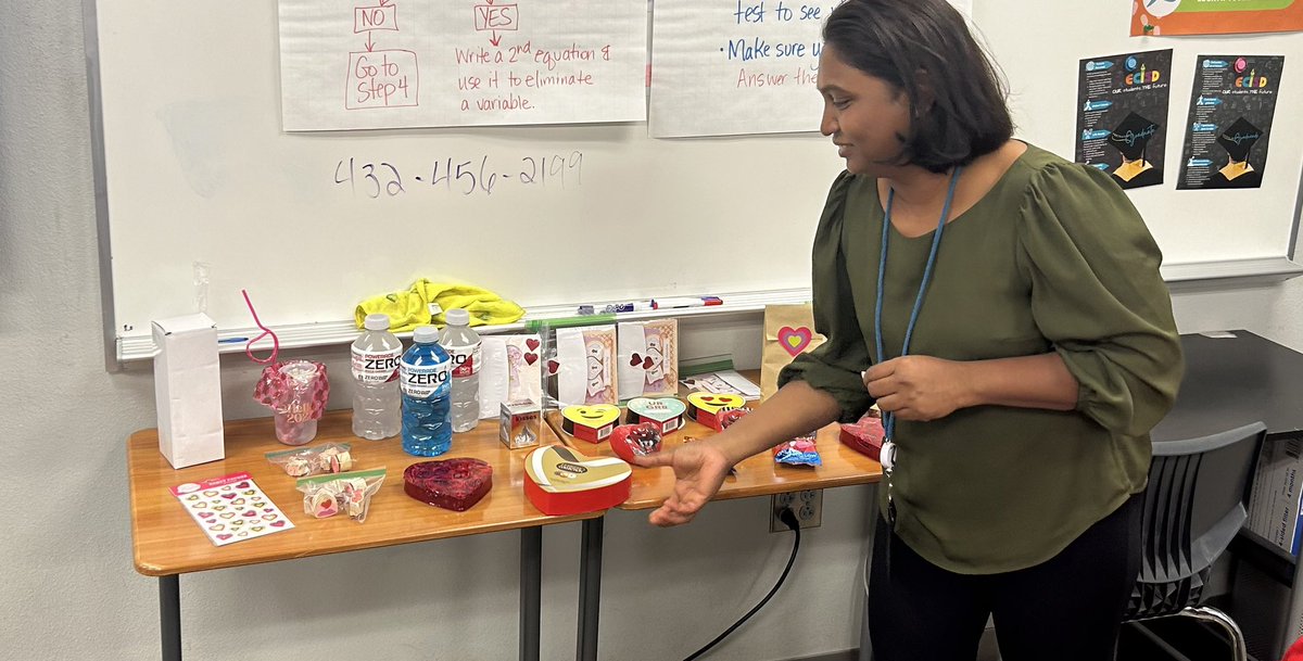 Lara00Susy's tweet image. I am lucky to have the best department chair ever! Ms. Weyant spoils us at every department meeting with themed goodies and door prizes. 
Thank you to my Math teachers for being team players and being receptive to learning from each other.
#OHSMath
#teamplayers