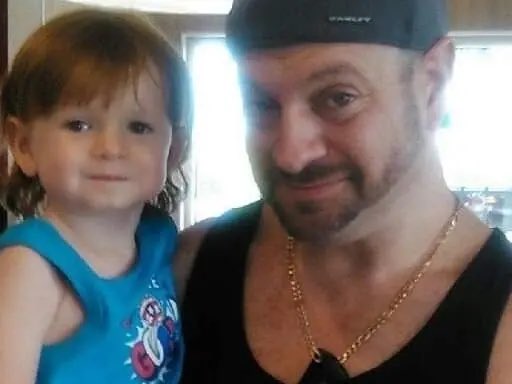 “F*ck you! F*ck your white life! White motherf*cker !” 

These were the words Kristoff A. King was yelling while brutally kicking and beating Scott Jenks, who was begging for his life. 

Scott (48) left a bar after visiting his ex-coworkers when King (36) followed and attacked