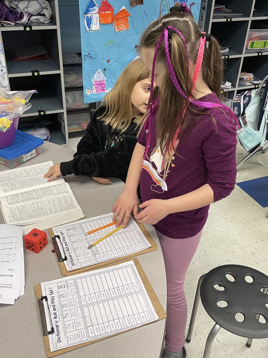 BethKF1966's tweet photo. Learning to use dictionaries is more fun with dice and a partner. #ccesdukes #WeAreCuCPS https://t.co/5OQDtcAeqC