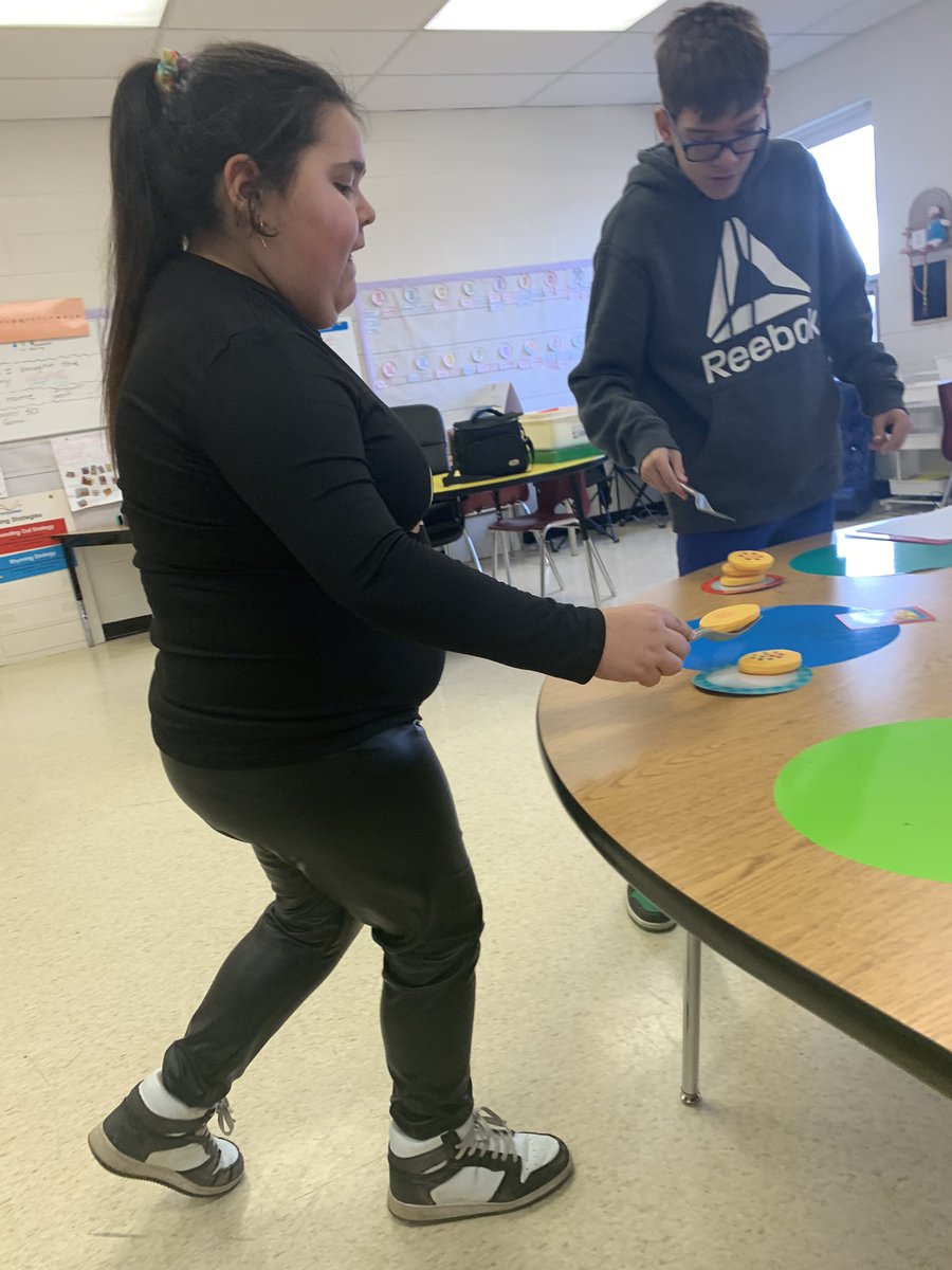 Mrs. Petrozza tweet media