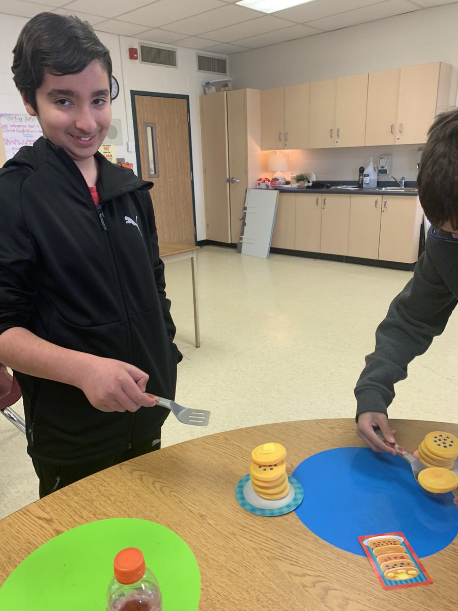 Mrs. Petrozza tweet media