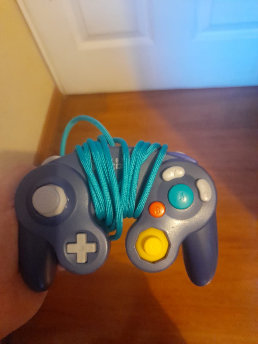 Gracias a <a href="/Shame_ROB/">Shame</a> y @ColdMind por la oportunidad de obtener este control en el resurrection bracket jejeje está super bueno. No me fue bien en el nacional pero me voy contento con esto :D