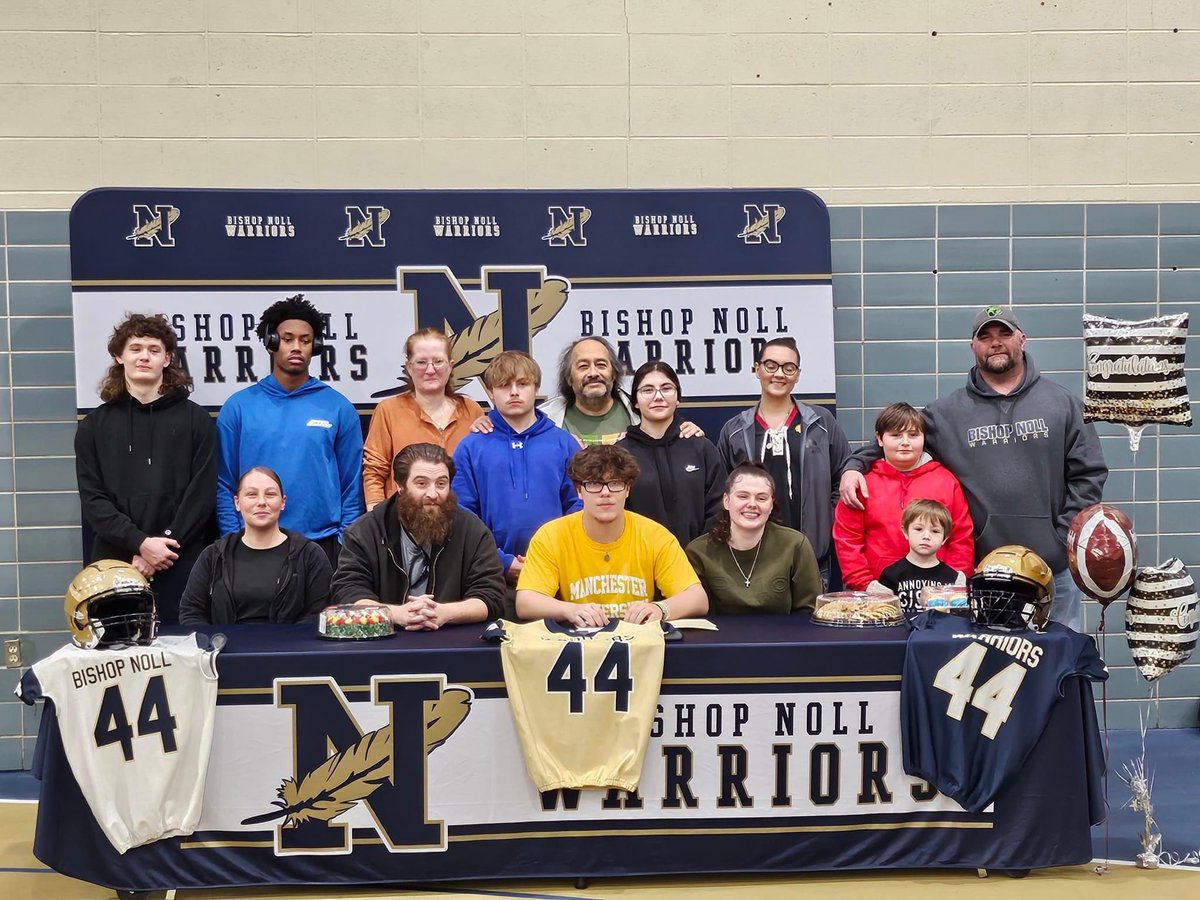 DylanBaldner50's tweet photo. Had an amazing signing day with friends, family and coaches! Grateful to be moving on to my next chapter of life.  @MU_SpartanFB @CoachV_MU @YanceyBoomin @CoachAmos03 @CoachWaltRaines @NollFootball @CoachMilby34 @MrJoseArteaga https://t.co/p6G1JGa94f