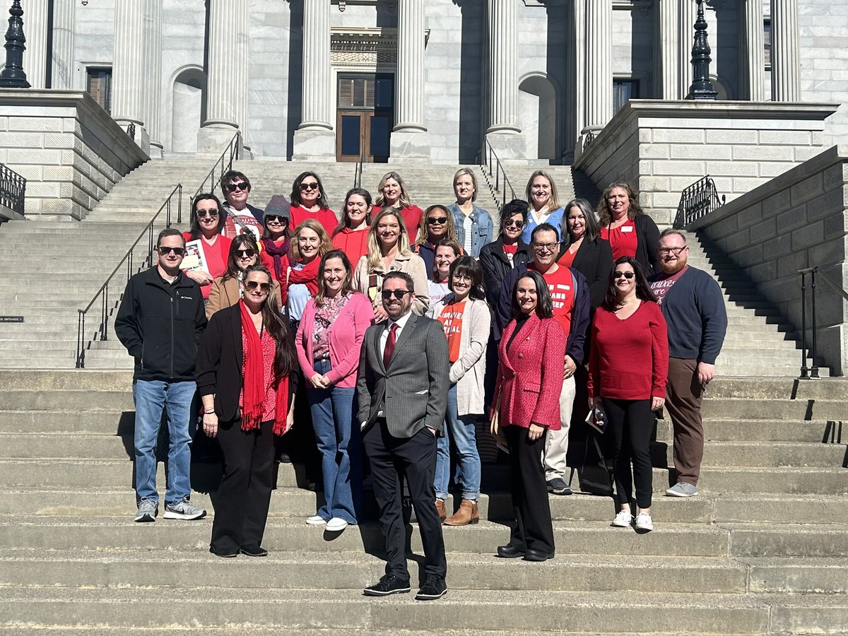 temiddleton's tweet photo. We were there! @SCASLNet #SCASLHillDay https://t.co/LdlU4AEjVs