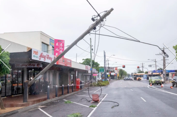 Storms powerful enough to snap a power pole like a toothpick ... 

And yet <a href="/LiberalVictoria/">Liberal Victoria</a> is somehow desperate to #Blameitonrenewables

Still the same old bunch of climate deniers.