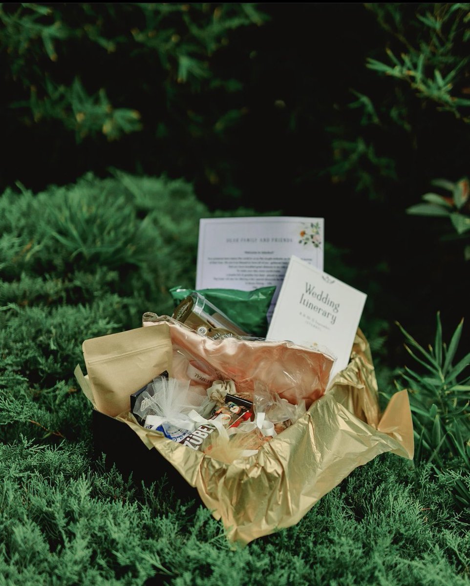 Crafting moments of joy with these exquisite wedding hampers for our cherished guests. A token of gratitude for sharing in our special day. 💖 

#WeddingBliss #GratefulHearts #weddinghampers #weddinginspiration #hampers