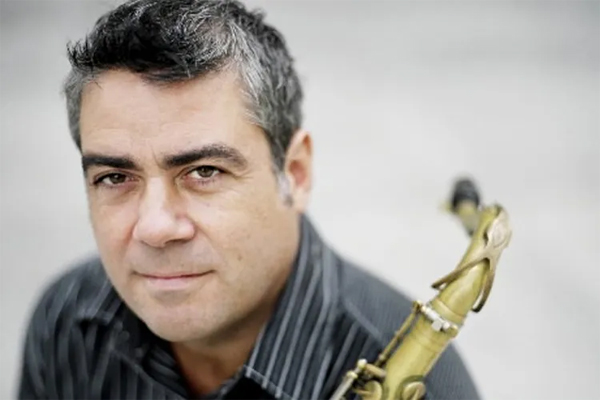 themontrealer's tweet image. André Leroux &amp;amp; Friends
An intercultural musical exploration through #rhythms from around the world, in a performance that merges notated #music and #jazz #improvisation.
@SalleBourgie #AndréLeroux #FrançoisBourassa @john_hollenbeck  #RémiJeanLeBlanc
wp.me/p4jJoz-fjy