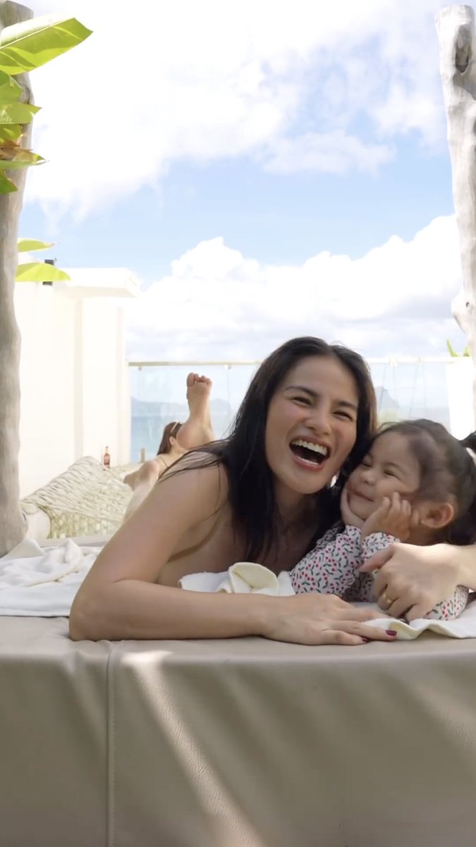 psngayondigital's tweet photo. Aktres na si Elisse Joson, nag-share sa Instagram ng isang cute video kasama ang kanyang anak na si Felize.

“My galentine 💕 always and forever,” caption nito sa post.

(Instagram/Elisse Joson) https://t.co/4TGA9ZMHsQ