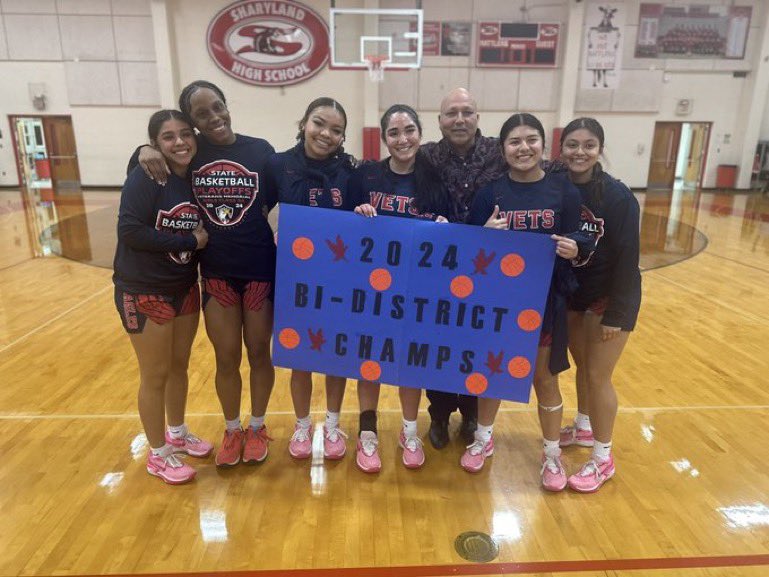 Photo via <a href="/NevaehGray8/">Nevaeh Gray</a> 
<a href="/LadyVmhs/">VMHS Lady Eagle Basketball</a> advance back to the area round after tonight’s 46-35 bi-district win against Laredo Nixon. <a href="/CallerSports/">Caller Sports</a> <a href="/TXHSGBB/">#TXHSGBB—TXHSGBB.com</a>