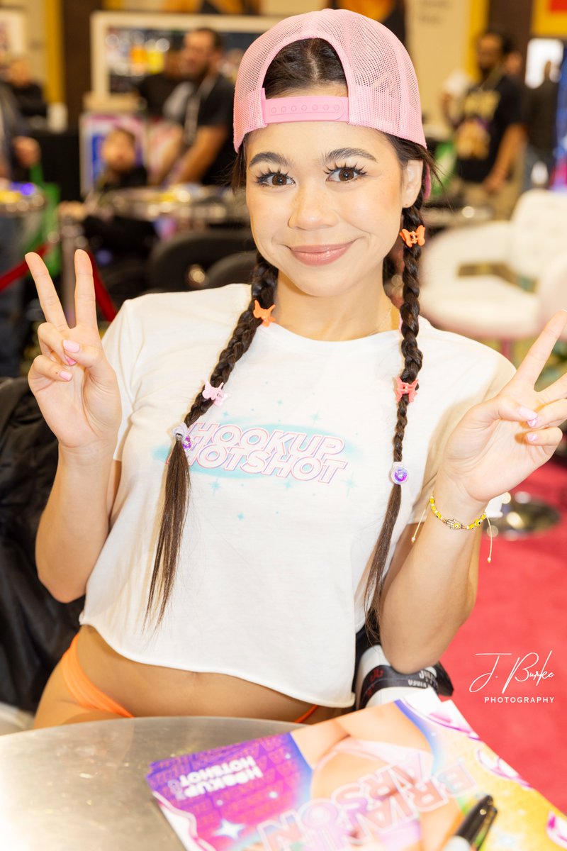 J.Burke on X: AVN Expo 2024 Day 4 @breearson t.co2cdTh4buZl  X