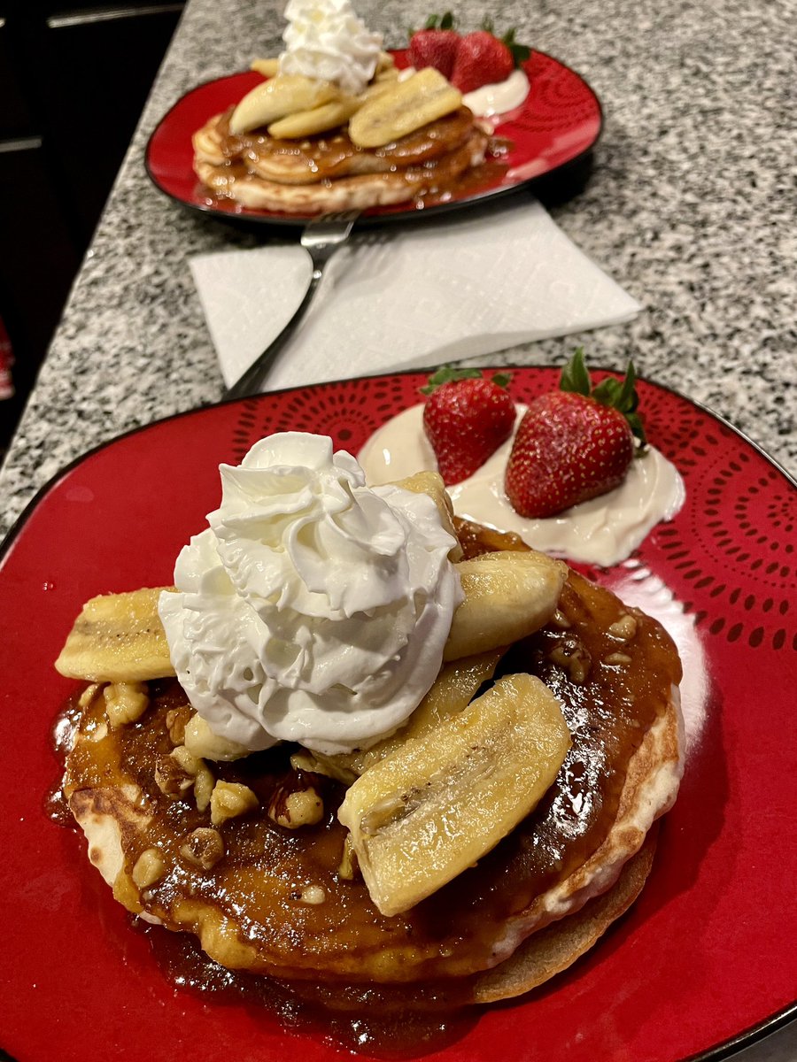 Pancakes - Banana Foster!

#ShroveTuesday #PancakeDay 
#Fargo #UGfood #Foodie