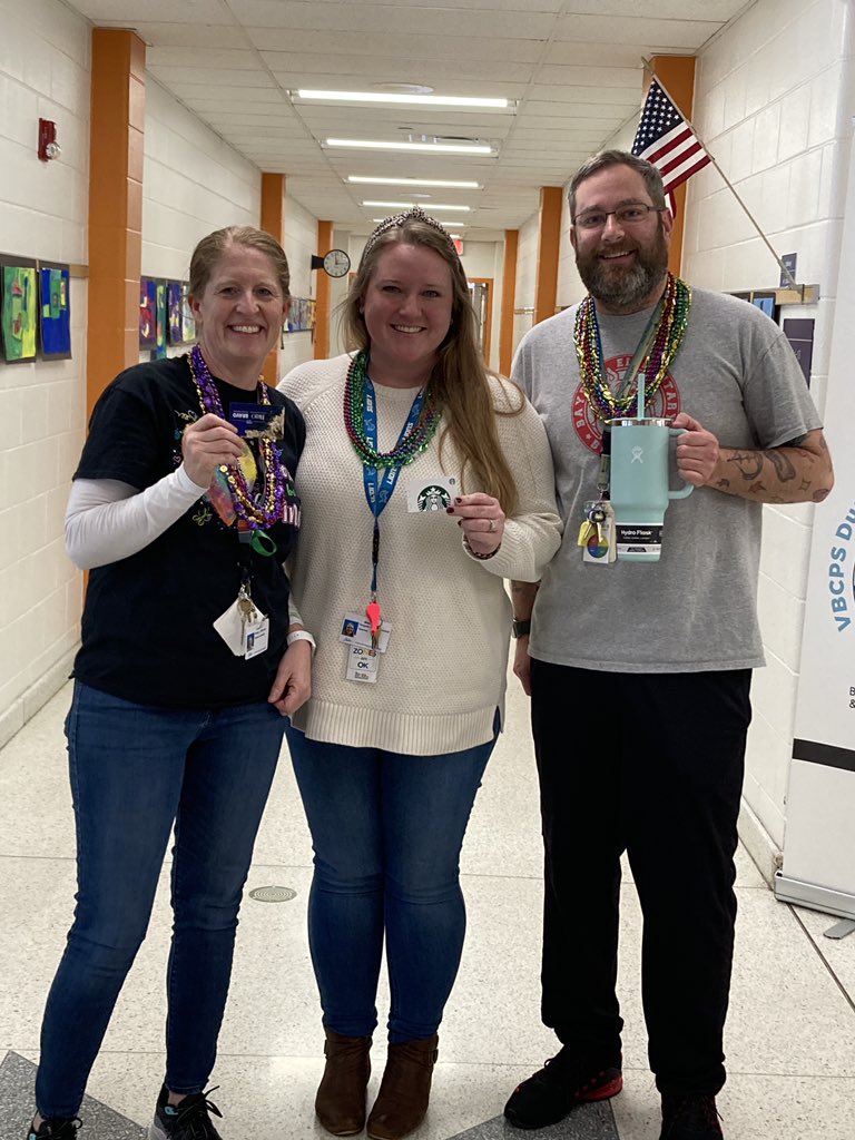 Thanks to our admin @CathyBrumm @MsOConnor33 for some Mardi Gras fun of collecting beads with a friendly game of Rock, Paper Scissors. Congrats to our winners. @BaysideBulldog