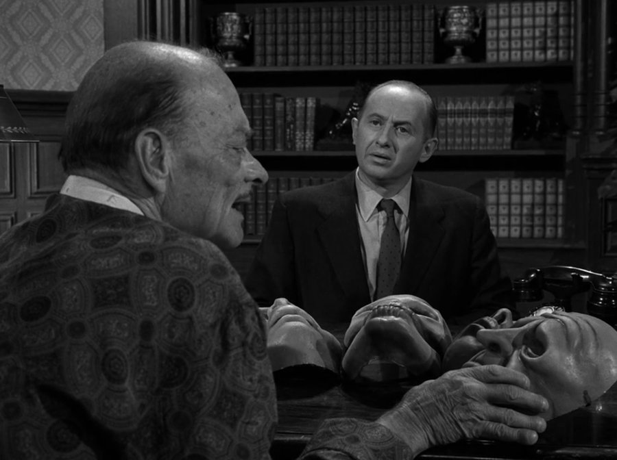 'They're worn only during #MardiGras. One tries to select a mask that is the antithesis of what the wearer is.'

#FatTuesday #ShroveTuesday

Twilight Zone's 'The Masks' by Rod Serling stars Robert Keith, Milton Selzer, Virginia Gregg, Brooke Hayward, and Alan Sues.

#S5E25