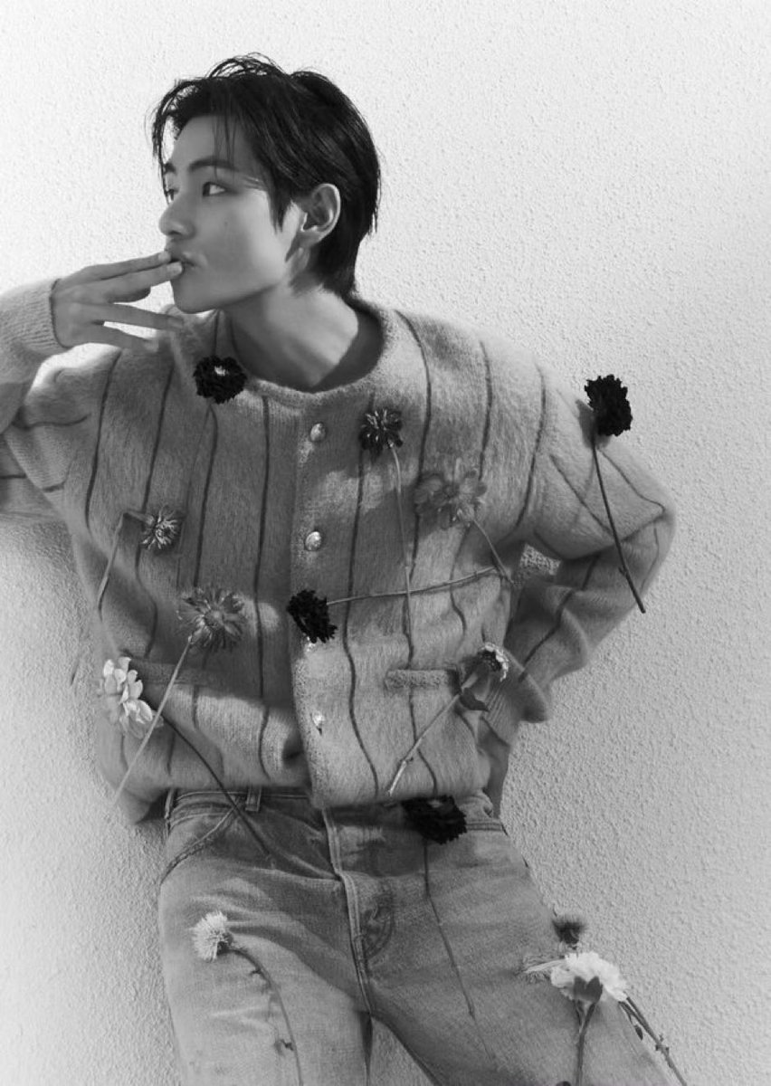 KIM TAEHYUNG ????? THIS PICTURE ????! OH MY GOD