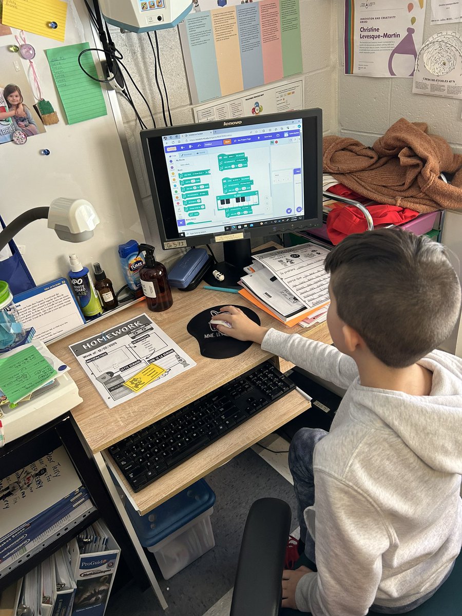 Gators from <a href="/GretnaG/">Gretna Green</a> are making their own musical instruments out of recycled material, then coding a <a href="/makeymakey/">Makey Makey</a> and finally compose their own song using their new instruments!