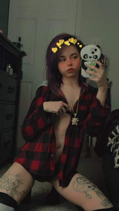 New solo video out on my OF 🙈 (New toy) https://t.co/425NnOySu3