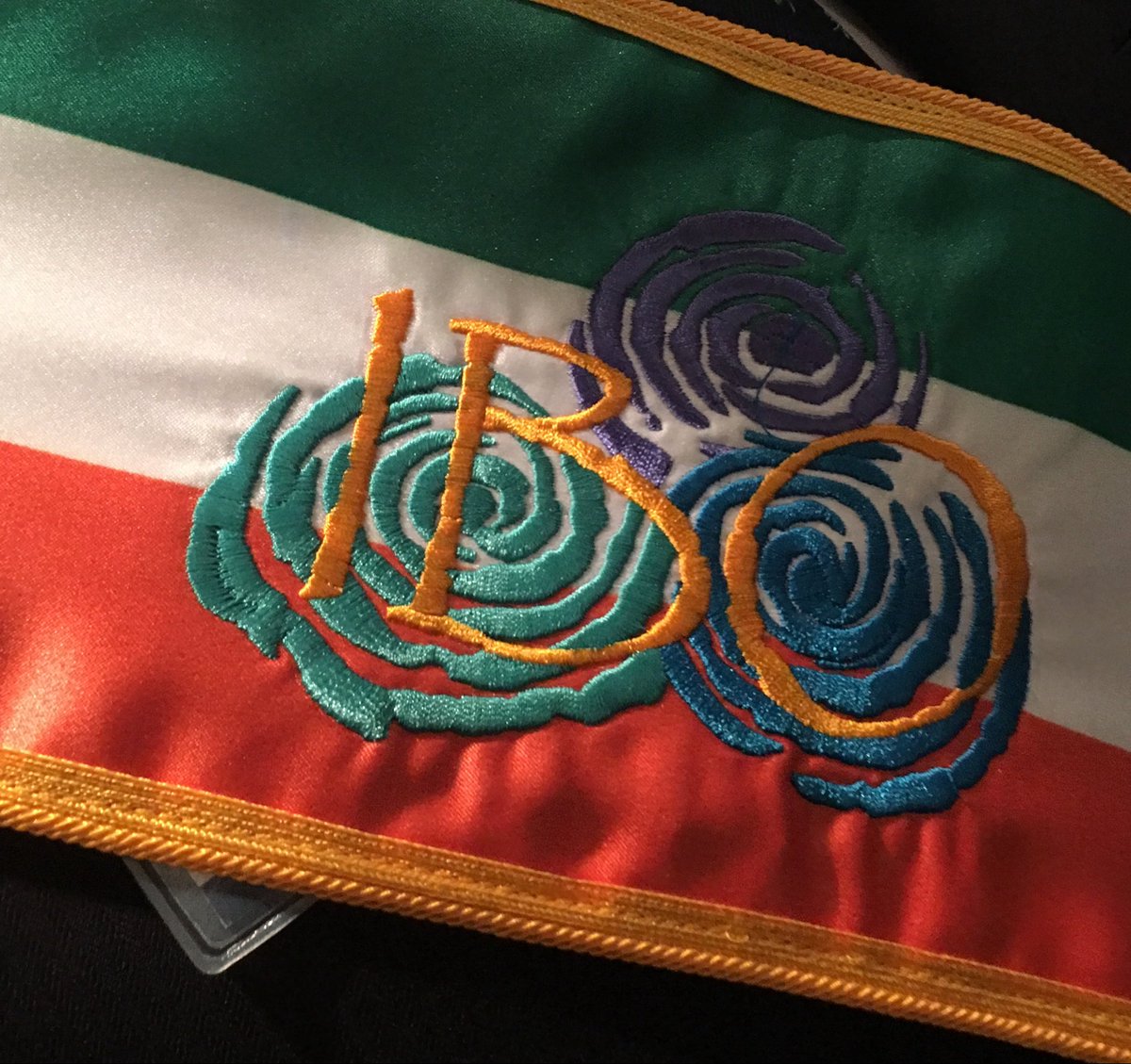 <a href="/IrishBusinessNY/">The IBO New York</a> <a href="/johnleemedia/">John Lee</a> <a href="/StPatsParadeNYC/">St Pat's Parade NYC</a> <a href="/siobhanFallonH1/">siobhan Fallon Hogan</a> <a href="/EricFredrikson/">Eric Fredrikson</a> @SmugglingNun <a href="/MoLepine/">Mo Lepine</a> And massive congrats to <a href="/IrishBusinessNY/">The IBO New York</a>’s 2024 #GrandMarshal <a href="/johnleemedia/">John Lee</a> and his aides - a #sashing for the ages!