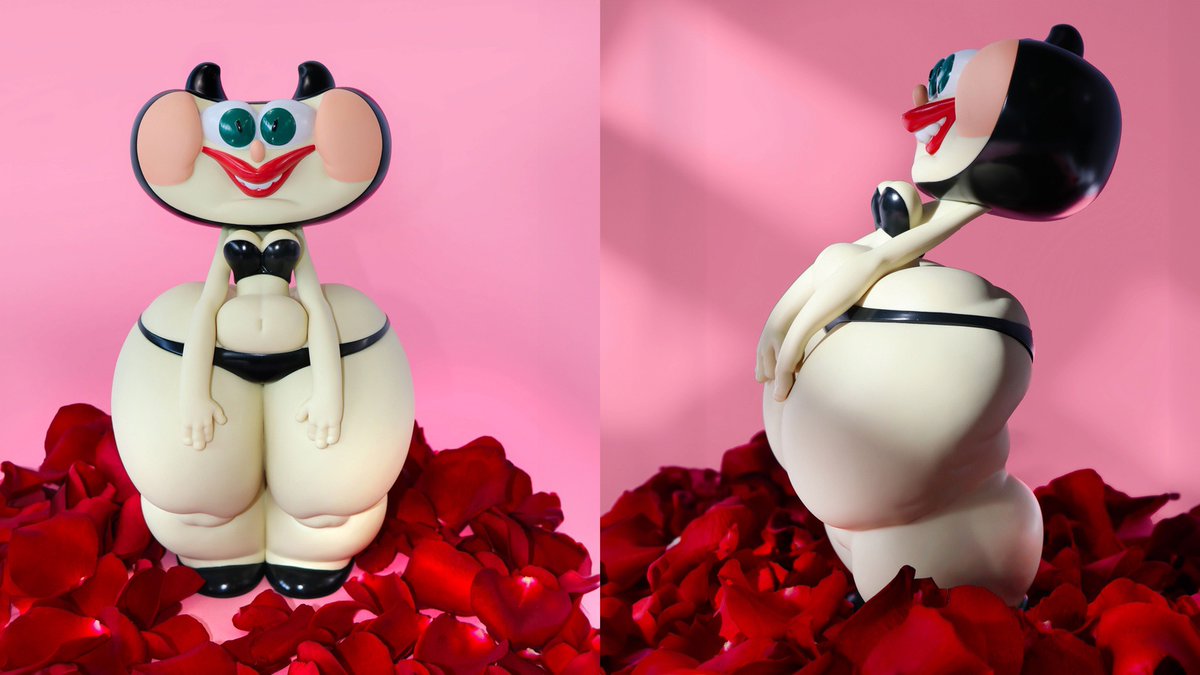 Dave Cooper is back in vinyl with the new Mimi Wobbly Classic from Golem (Artoyz).  Featured in a Danko Jones music video, the latex-loving Mimi stands nearly 12" tall with the artist's signature style and exaggerated proportions. Thursday. vinylpulse.com/2024/02/mimi-w…