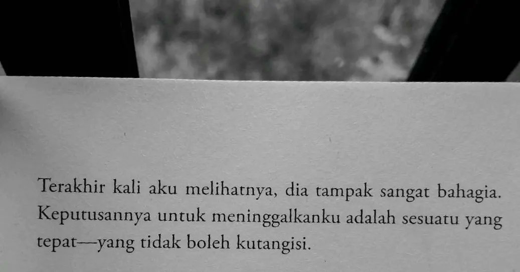 BuSusil's tweet photo. I am strong https://t.co/hoxxVGJuV0