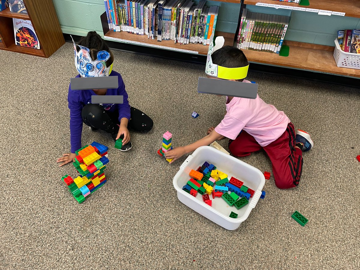 Kindergarten A celebrated the 100th Day of School and Valentine’s Day with rotations with all 4 kindie teachers hosting fun centres in each class. It was lovely to see all our kindie friends today. We are 100 Days Smarter!