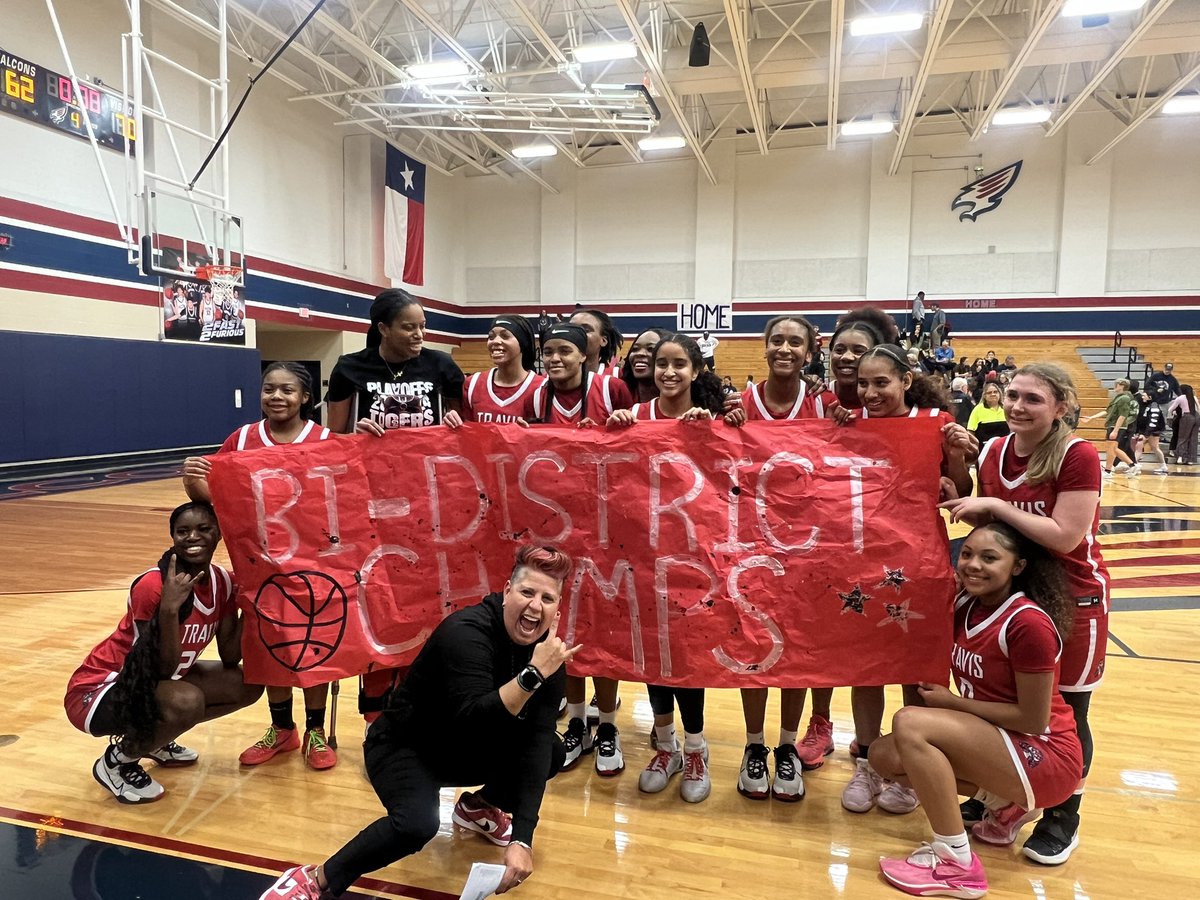 Our girls played lights out tonight!!! Round 2 here we come!!!! <a href="/THS_Tigers/">Travis High School</a> <a href="/FBISDAthletics/">Fort Bend ISD Athletics</a> 70-62 vs. Tompkins!!!!