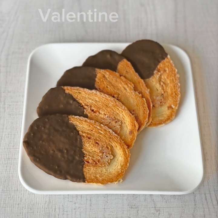 この時期限定のうずしおパイ／ チョコレートをたっぷりかけた