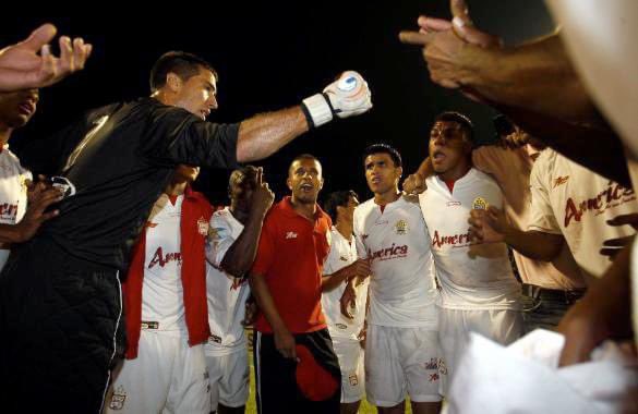 Felices 97 años <a href="/AmericadeCali/">América de Cali</a> ❤️‍🔥
Afectuoso saludo a cada americano en este nuevo aniversario Saluuu 🥂🍾

#americadecali
#felizaniversario 
#escarlata