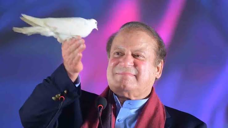 muneebur247's tweet photo. نوازشریف کو بس کبوتر بازی کےلئے بلایا گیا تھا۔۔!!
#ElectionResults2024
#Banigala
#PrimeMinisterImranKhan
#پاکستان_کو_نواز_دو https://t.co/7XMCCpgXfP