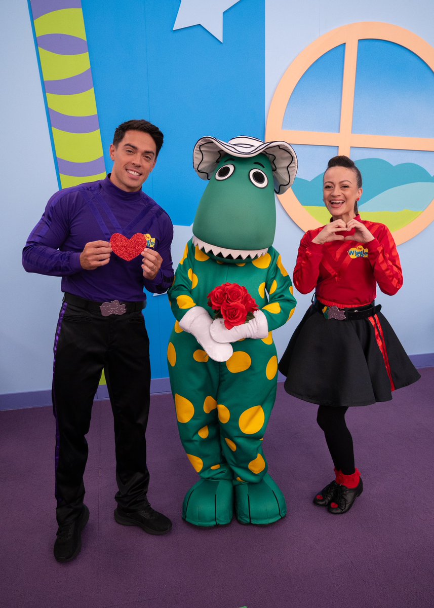 Sending love to everyone today and everyday! ❤️ #TheWiggles #ValentinesDay