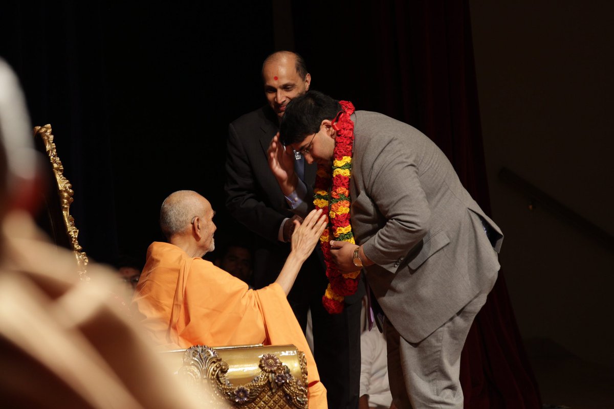 As the 1st Gujarati Hindu state or federal elected official in United States history, I congratulate @BAPS & Mahant Swami Maharaj on the opening of their Mandir in Abu Dhabi today! Bhagwan Swaminarayan continues to bring His blessings to all. @BAPS_PubAffairs @bapsrbv