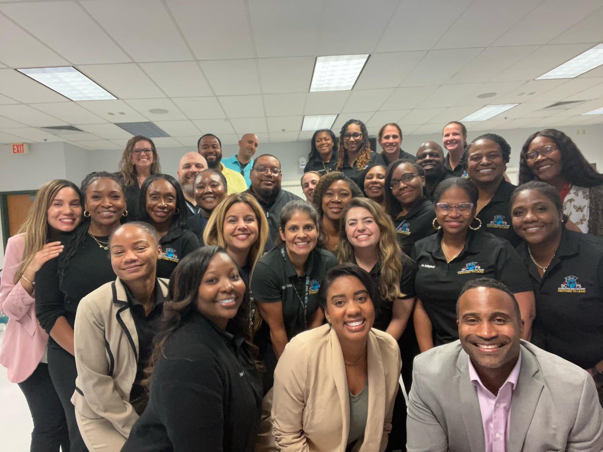 Another evening of Learning with LEADers. Thank you @DrDAugustin for a very informative and engaging session. #23-24LEAD #DestinedToLEAD @browardschools @SuptlicataP @BcpsCentral_ @afulton8 @AzcarateDawn @BCPSLeadership