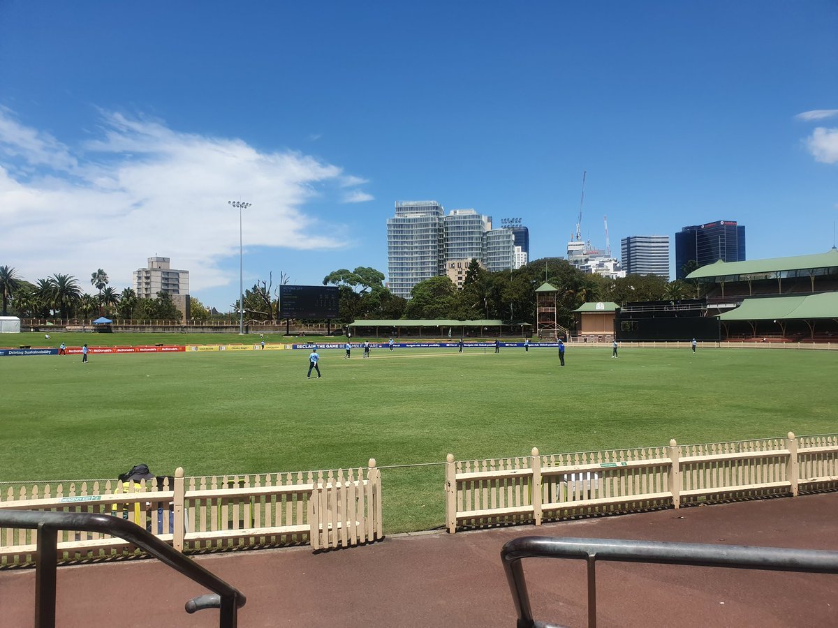 Cheeky Wednesday afternoon at the cricket. Tether your phone's 5G for 'WFH'

#NSWvVic #NSO #TestMatchForNSO #BringBackTheBears