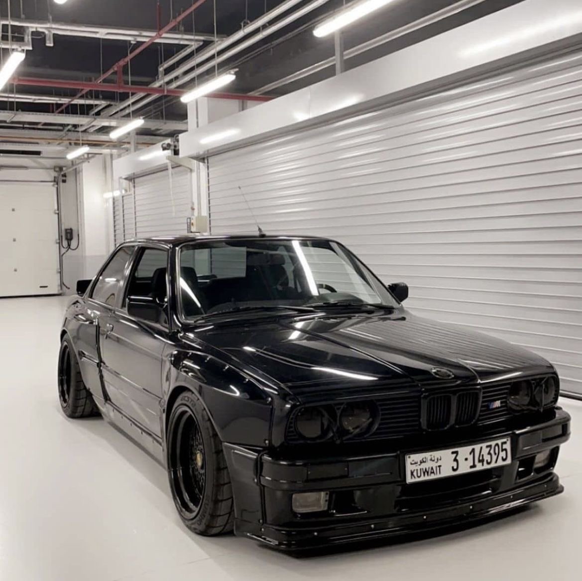 BMW E30