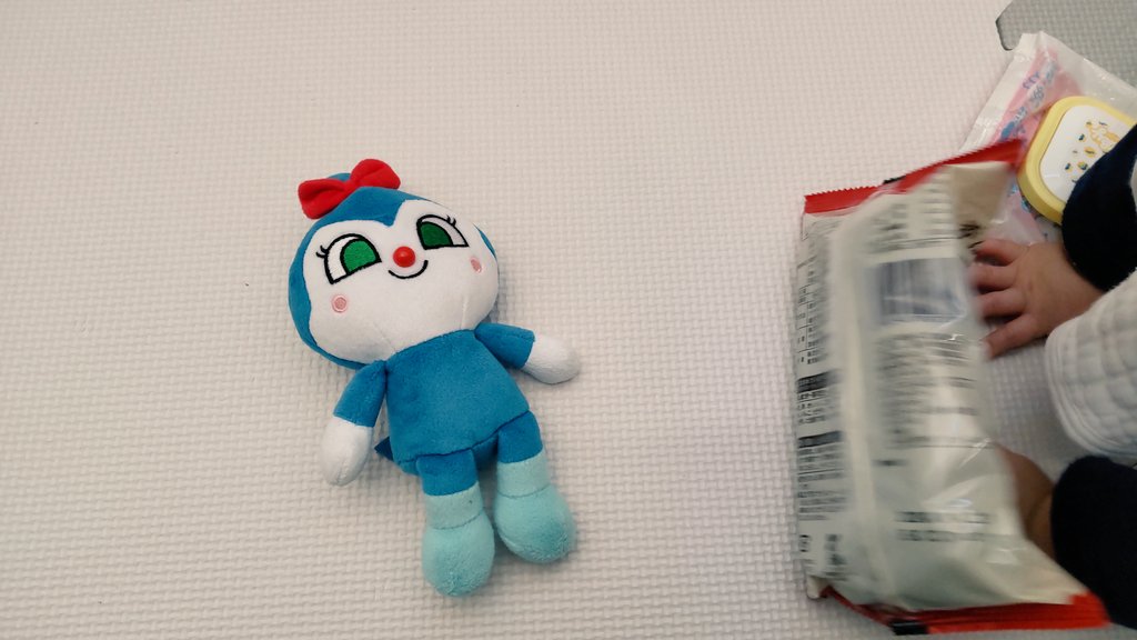 【ハッピーバレンタイン🍫】
懐かしの香ばしピーナッツチョコ
70代80代90代に喜ばれそう！

と言いつつ私も大好き🤤
私の祖父がよく食べてたな〜

大容量が幸せです🍀
ピーナッツごろごろで美味しかった🥜

#ローソン盛りすぎチャレンジ
#バレンタイン