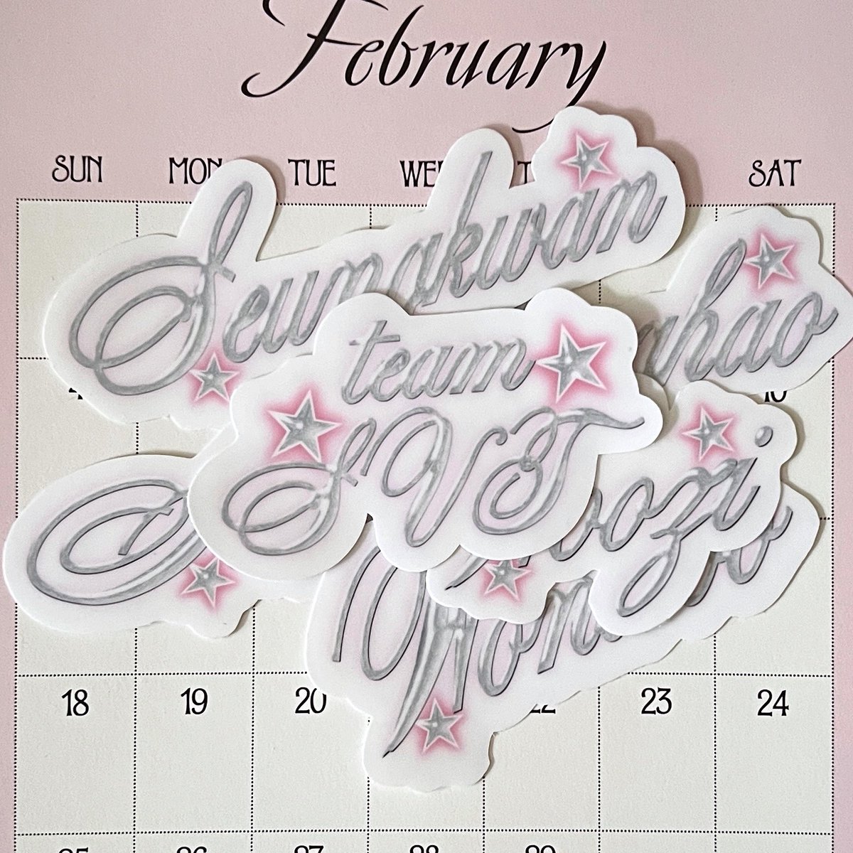cupidsvinyl's tweet image. carat day giveaway 💌

1 winner of ot13 + team svt sticker set

- like and rt ⭐️
- ends on Feb 18 💭
- winner will shoulder sf

💘⭐️💘