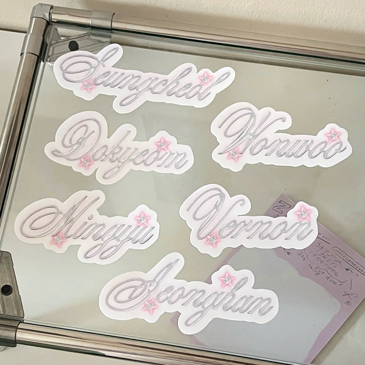 cupidsvinyl's tweet image. carat day giveaway 💌

1 winner of ot13 + team svt sticker set

- like and rt ⭐️
- ends on Feb 18 💭
- winner will shoulder sf

💘⭐️💘