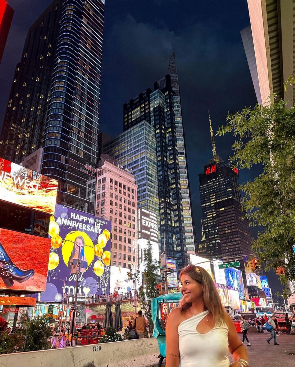 UnitedTowers's tweet photo. 2023 Work and Travel programı öğrencimiz Zeynep Nazlı Tutar’dan kareler 🤩

Bir an önce yola çıkmak için bizimle iletişime geç!
☎ 0212 244 50 05
🌐 https://t.co/JHAdIGPW3c

#workandtravel #watusa #workandtravelusa #wehelpyouliveit #wat2024 #workandtravel2024 #trwat2024 https://t.co/WgX44RcAh2