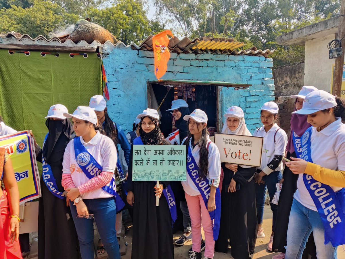 NSSDGCOLLEGE's tweet photo. NSS Unit DG College, Kanpur organised second one day camp in Voter Awareness in adopted slum Aspatal Ghat.
#askabiroff #pankajsinghips #yasministry  #nssrclucknow #sloupnss #nsscsjmu #nssuttarpradesh #nssrdlucknow #NssIndia #PMO #AnuragThakur #NishithPramanik
#voterawareness https://t.co/wIH7cbKvFI