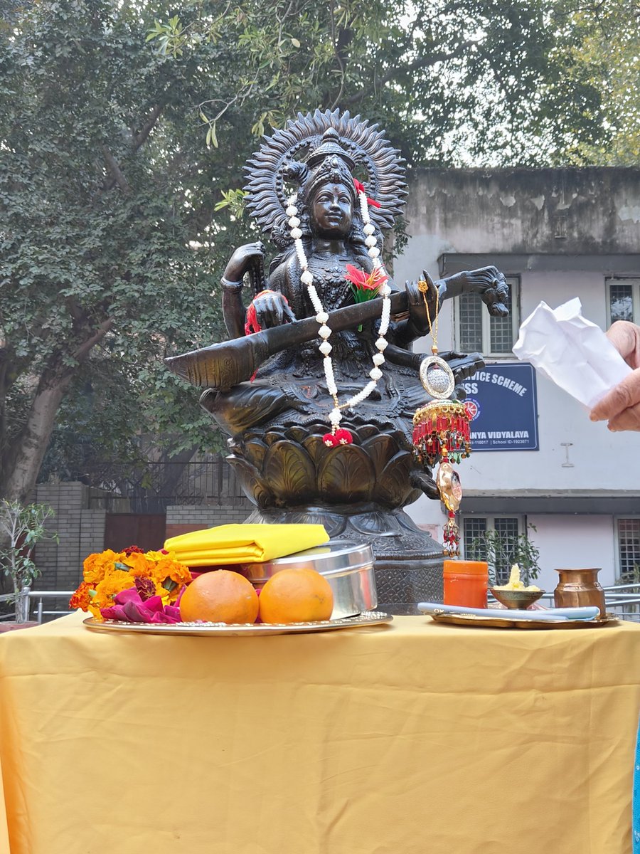 Let's celebrate the festival of knowledge and wisdom with devotion and gratitude towards Goddess Saraswati. Happy Basant panchmi . <a href="/ashokktyagi1/">Dr Ashok Tyagi</a>
<a href="/Dir_Education/">DIRECTORATE OF EDUCATION Delhi</a>